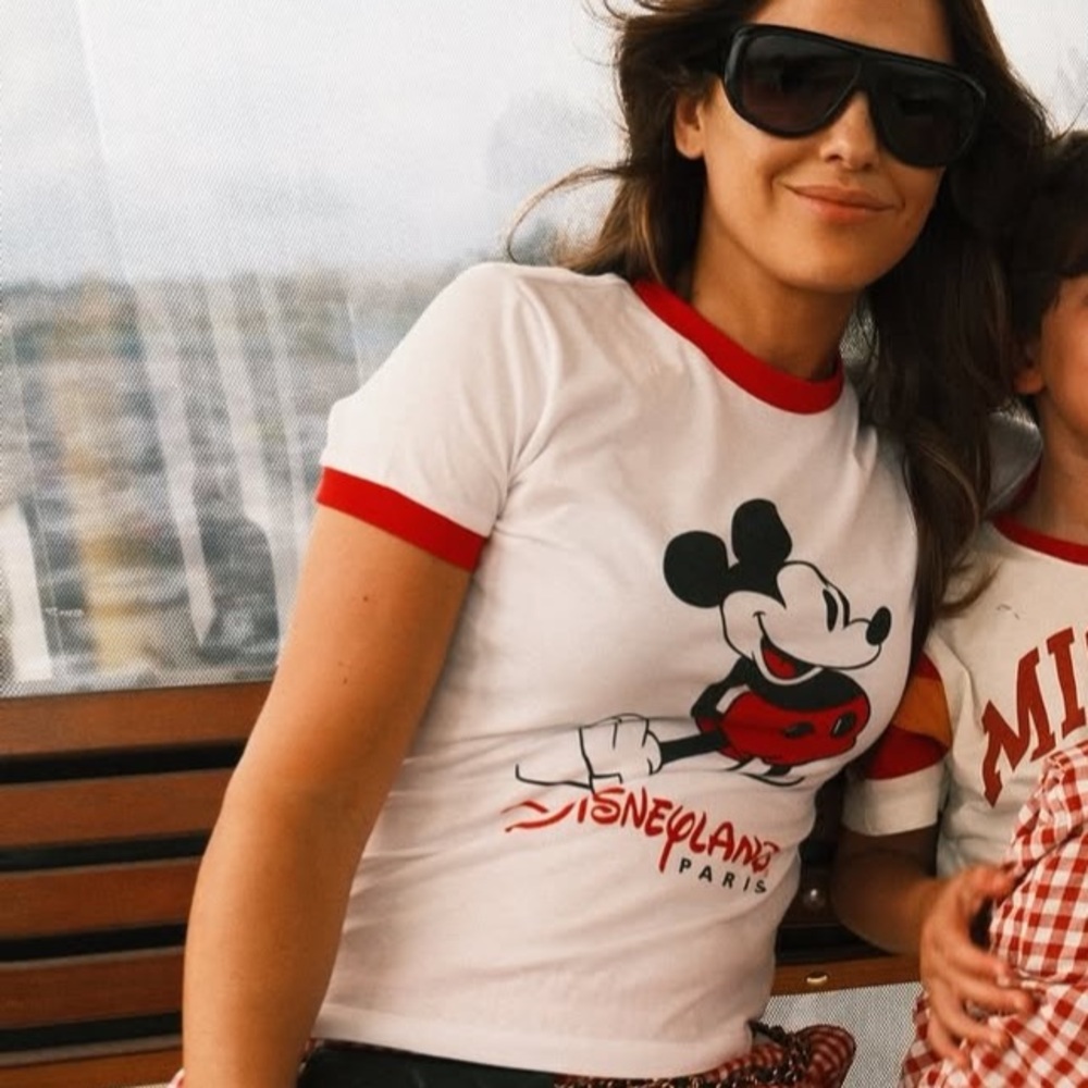 Disney | Disneyland Vintage Mickey Mouse T-Shirt | Large - Picture 2 of 16
